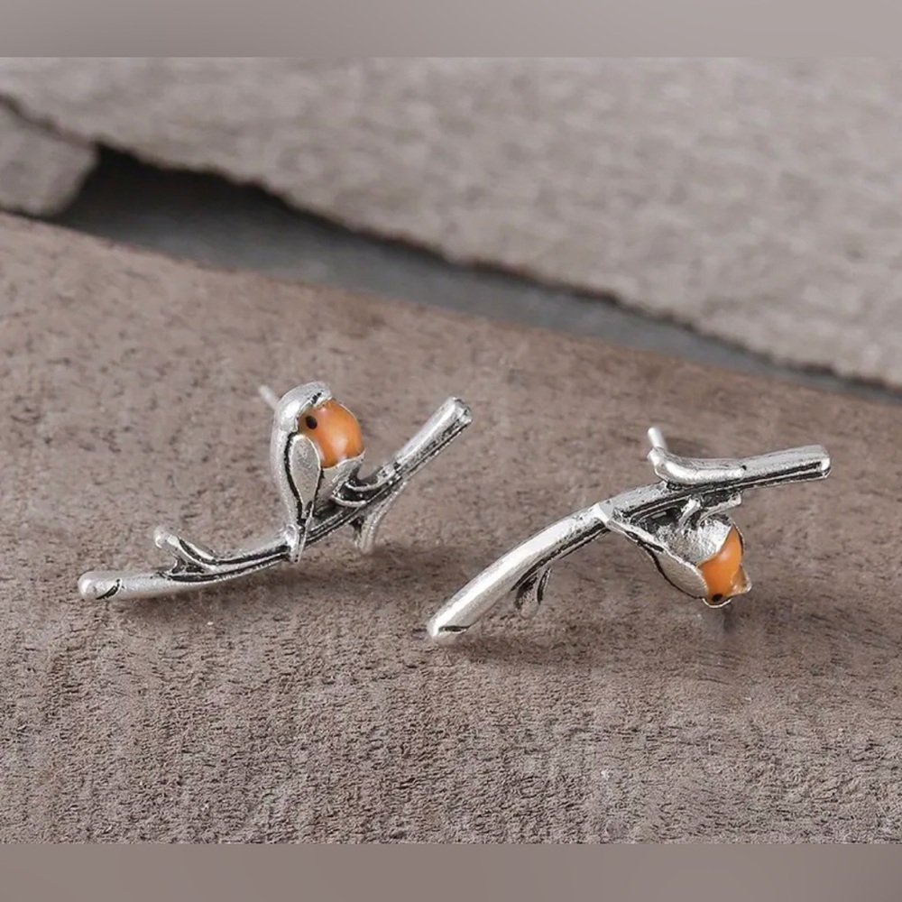 🦄🦄 SOLD 🦄🦄 Exquisite Bird on a Twig Design Earrings — Simple Style — Zinc Al - Picture 4 of 5